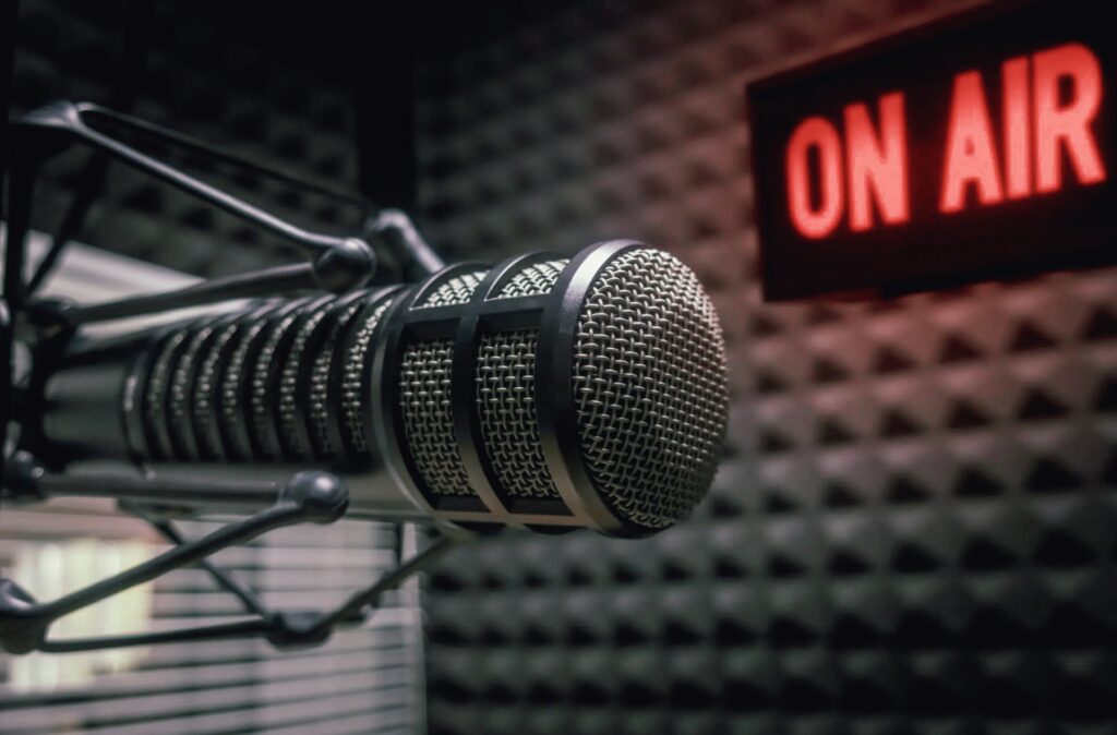 7 Best Mics for Podcasting and Broadcasting in 2025 -
