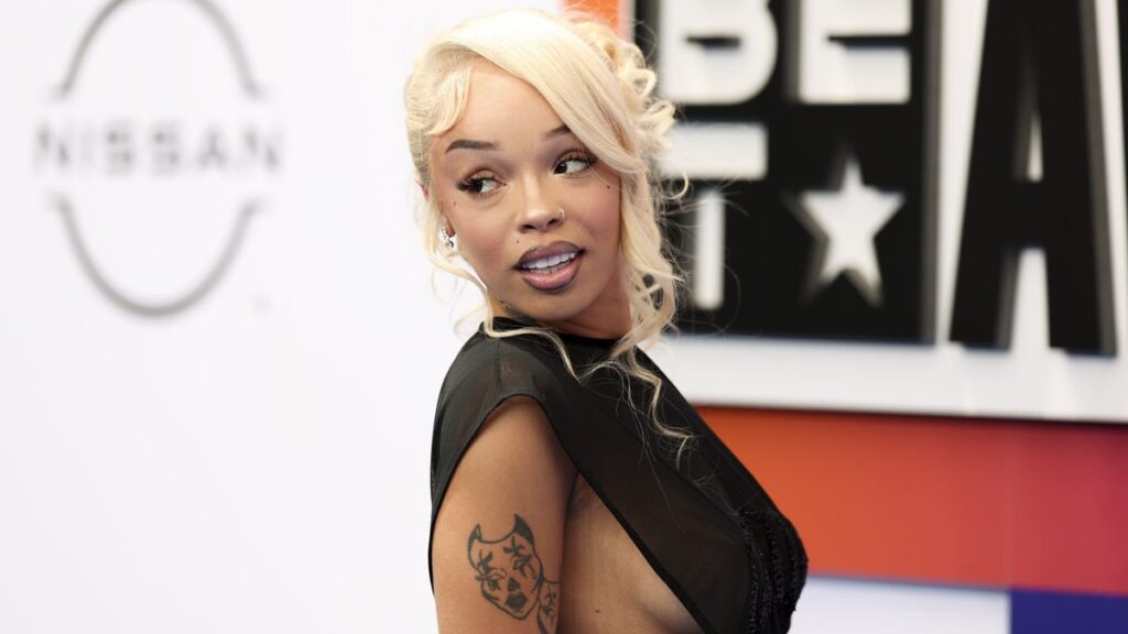 9 Cool Facts You Didn't Know About Honey Bxby