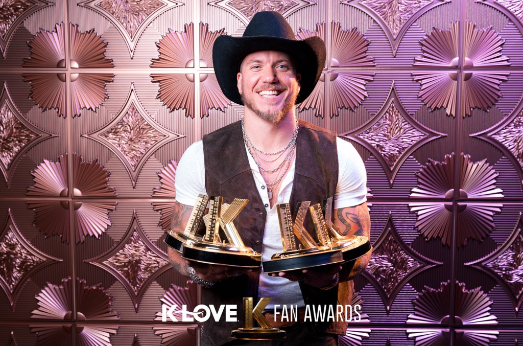 Brandon Lake, CeCe Winans & More Among 2025 K-LOVE Fan Awards Winners Brandon Lake, CeCe Winans & More Among 2025 K-LOVE Fan Awards Winners