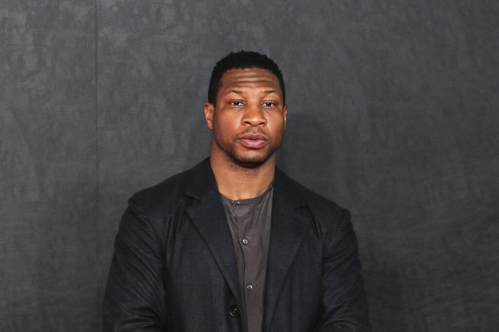 Charlamagne Tha God & Jonathan Majors Link Up With Hood Legend