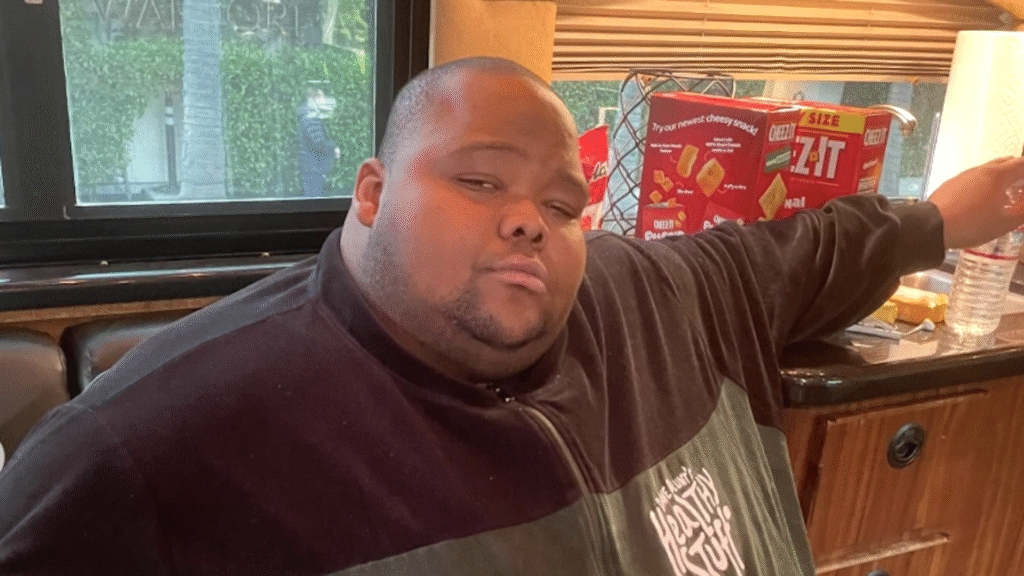 Dave Blunts Recalls ‘Fangirl’ Wearing Shirt With His Ex-G… Instagram