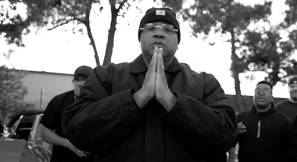 Kali Uchis: Sincerely, Complex Exclusive Shiny Starlight Vinyl