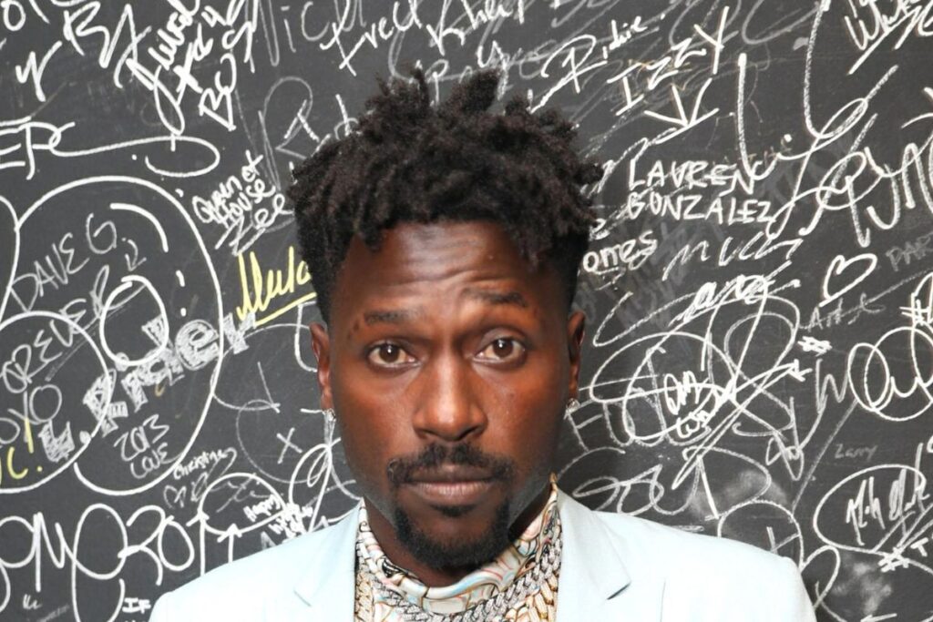 Antonio Brown Wanted After Wild Miami Shooting Incident