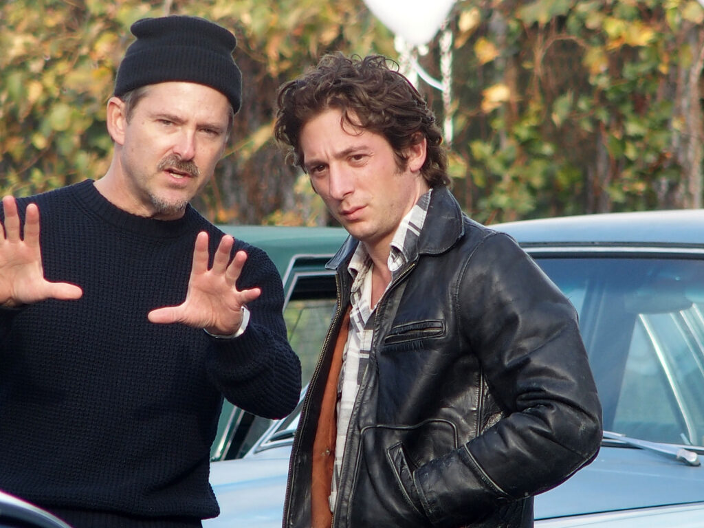 Jeremy Allen White Gave Fans Goosebumps in Bruce Springst… Jeremy Allen White who plays Bruce Springsteen director Scott Cooper on the set of "Deliver Me From Nowhere" on November 4, 2024 in Bayonne, New Jersey.