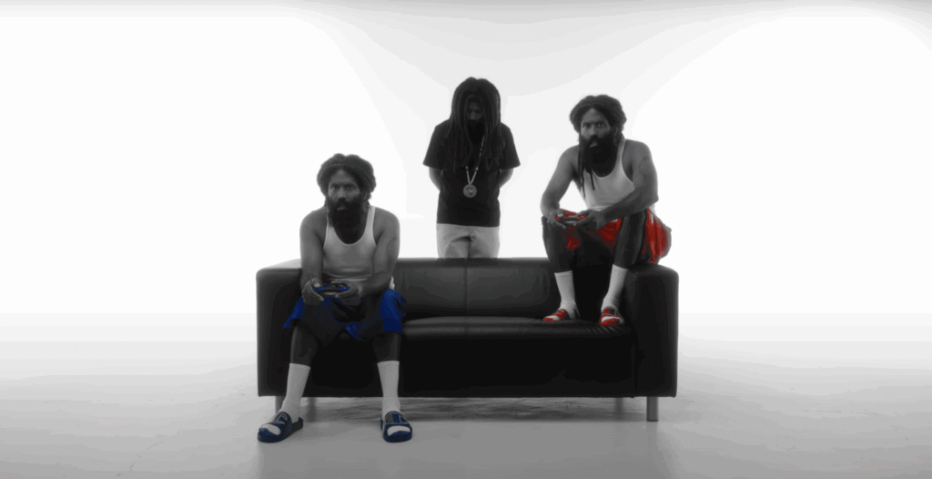 Murs Has Been Teasing Retirement For Months—But His Rap Skills Say Something Else Murs Has Been Teasing Retirement For Months—But His Rap Skills Say Something Else