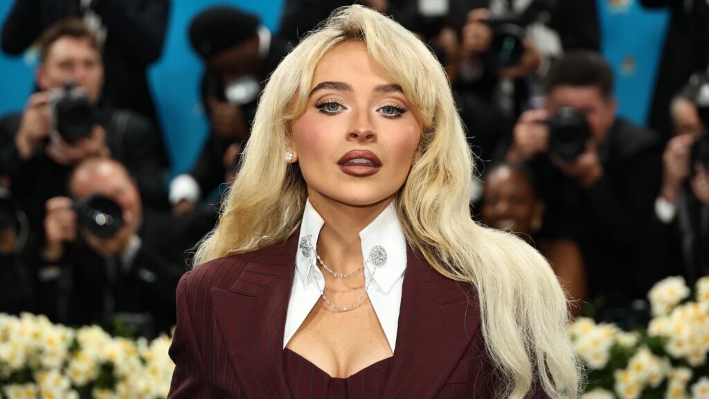 Sabrina Carpenter Addresses Critics of Her Racy Concerts Sabrina Carpenter