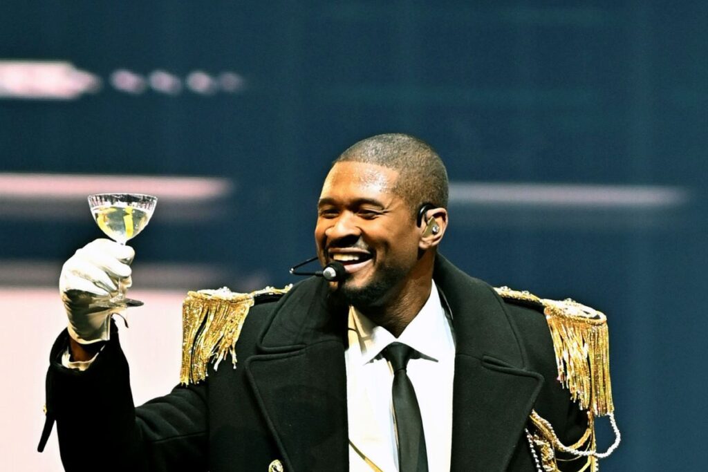 USHER Headlines Jeff Bezos’ Outrageous Wedding Bash In Venice