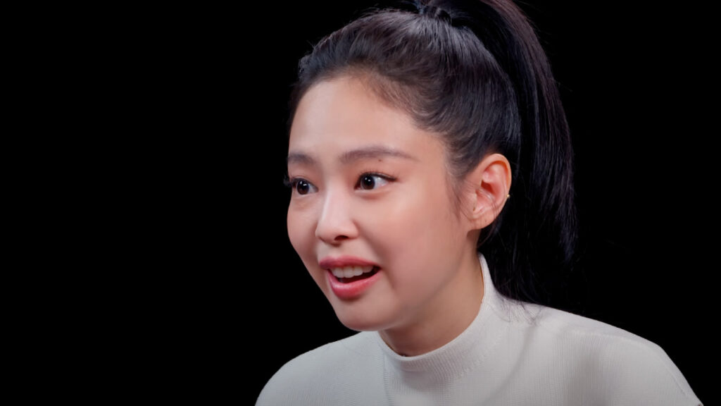 Karol G: Tropicoqueta (Complex Exclusive Dragon Fruit Pink 2LP Vinyl)