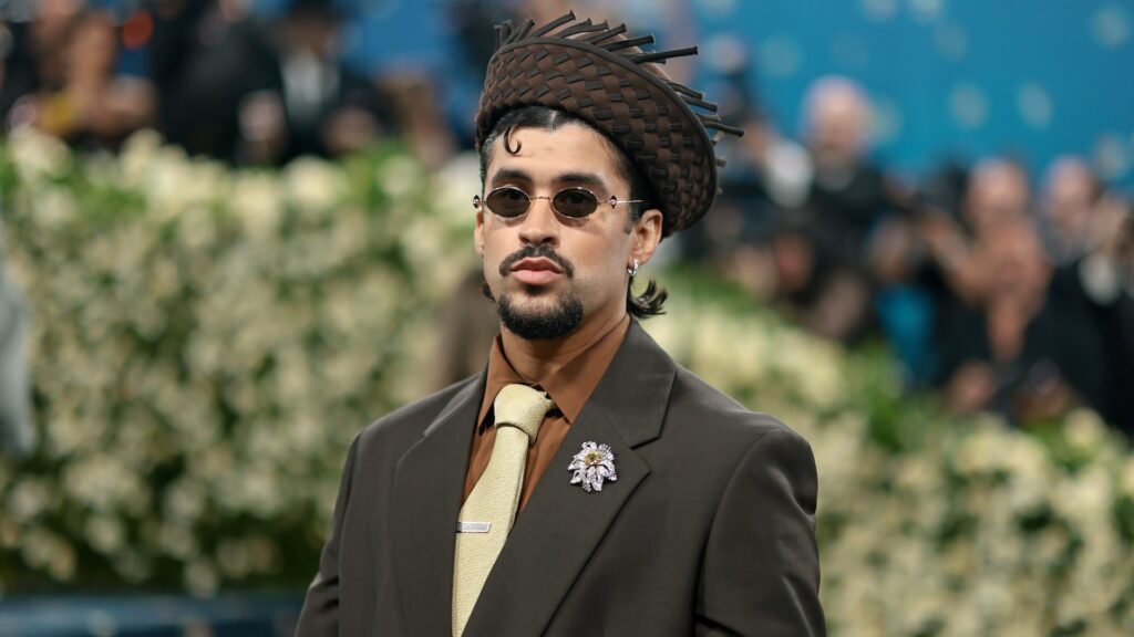 Bad Bunny Thinks You Should ‘Stop Dating People Who Don’t… Bad Bunny