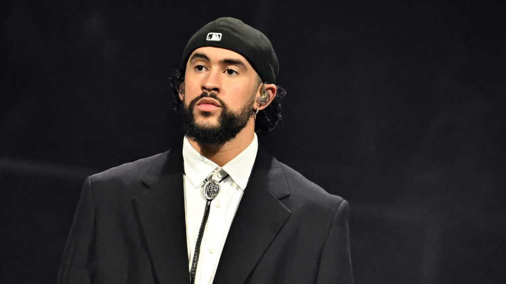 Bad Bunny’s Residency Is Projected to Bring In $200 Milli… KAWS X Clipse LGSEO Tee Box Set 8