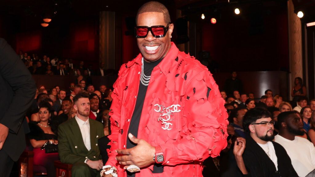 KAWS X Clipse LGSEO Tee Box Set 8