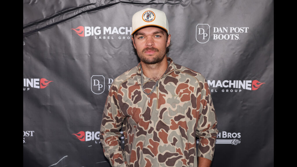 KAWS X Clipse LGSEO Tee Box Set 8