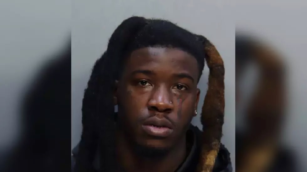 Hotboii Picked Up by Police on Gun Possession and Trespas… Hotboii.