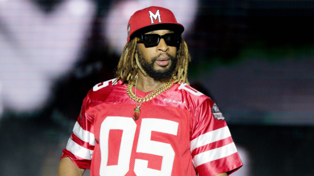 KAWS X Clipse LGSEO Tee Box Set 8