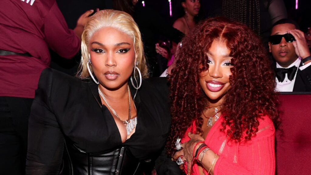 SZA & Lizzo Perform “IRL” Live For The First Time In Paris SZA & Lizzo Perform “IRL” Live For The First Time In Paris