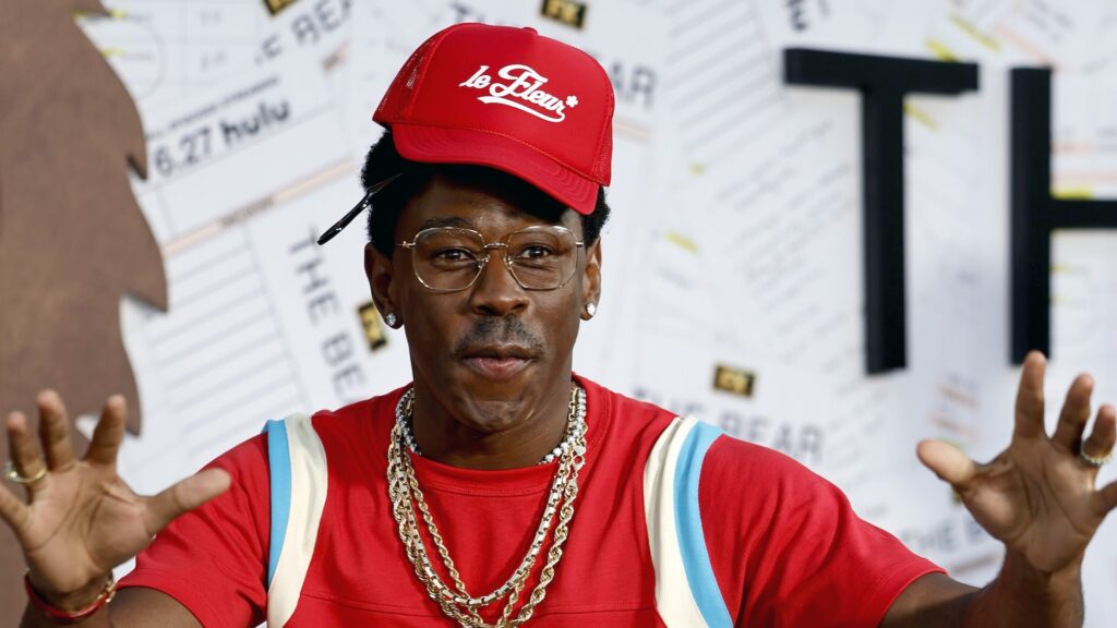 KAWS X Clipse LGSEO Tee Box Set 8