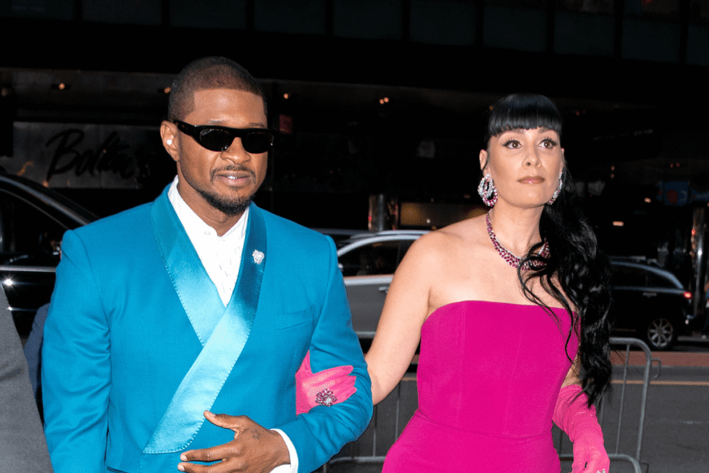 Usher Belts Backstreet Boys Classics During Date Night In Vegas