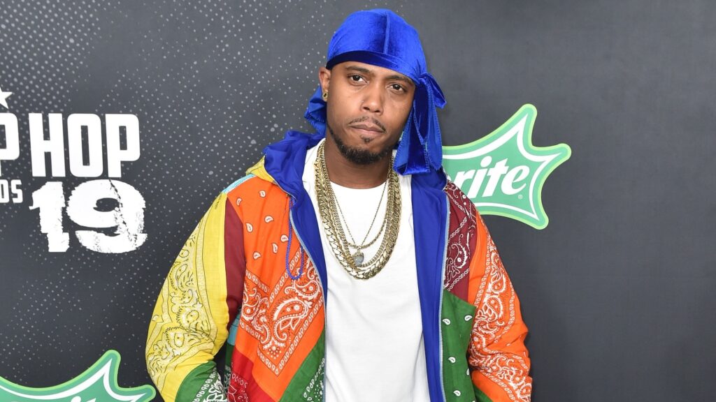 KAWS X Clipse LGSEO Tee Box Set 8