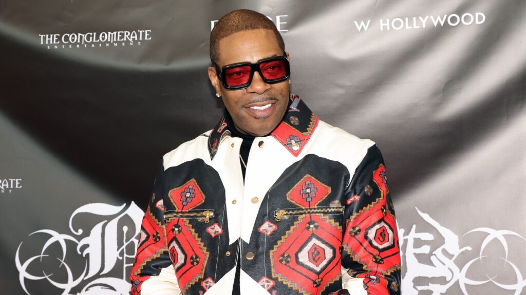 KAWS X Clipse LGSEO Tee Box Set 8