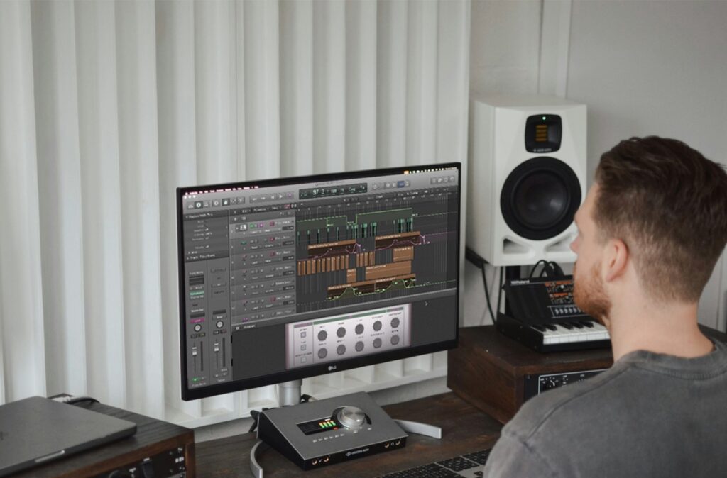 Guide to Layering Drum Samples for a Punchier Mix -