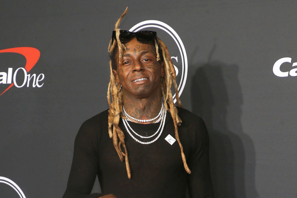 Lil Wayne Leaves Toronto Crowd Hanging With Last-Minute Cancellation