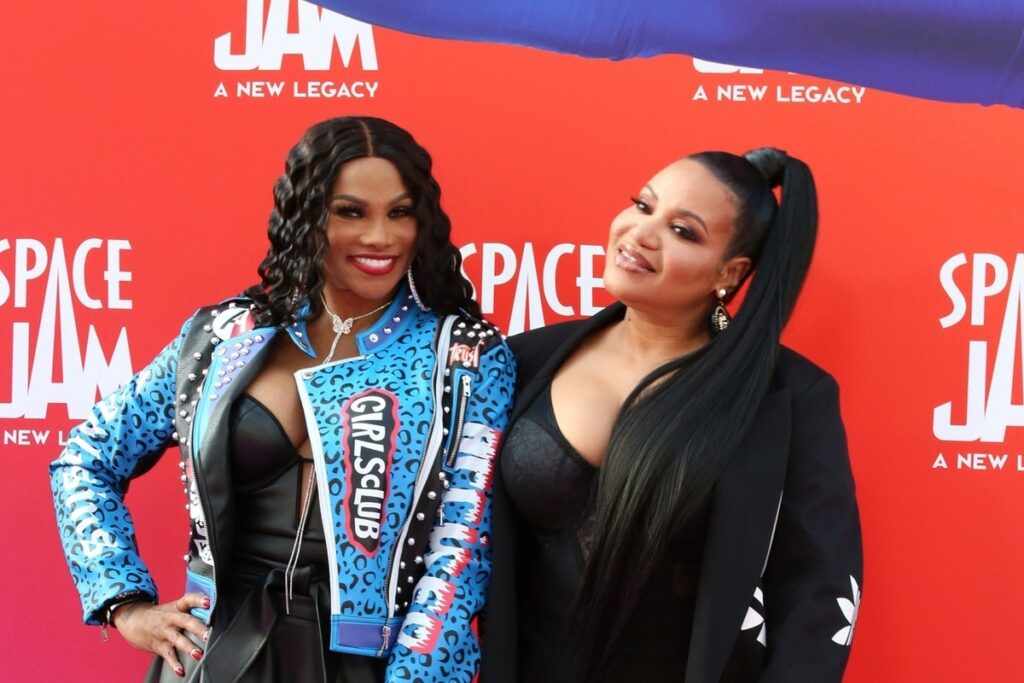Salt-N-Pepa Speak Out After Suing UMG Over Masters Salt-N-Pepa Speak Out After Suing UMG Over Masters