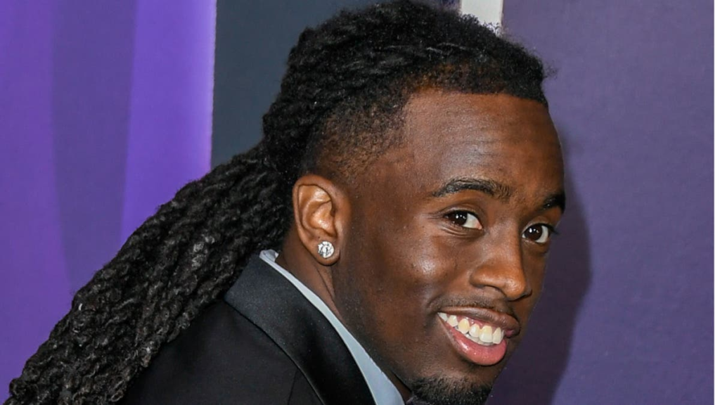 Drake Posts Photo Of Kai Cenat’s Unkempt Locs