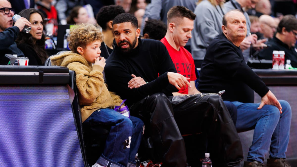 Drake Trolls Shohei Ohtani As Blue Jays Take 3-2 World Series Lead Drake Trolls Shohei Ohtani As Blue Jays Take 3-2 World Series Lead