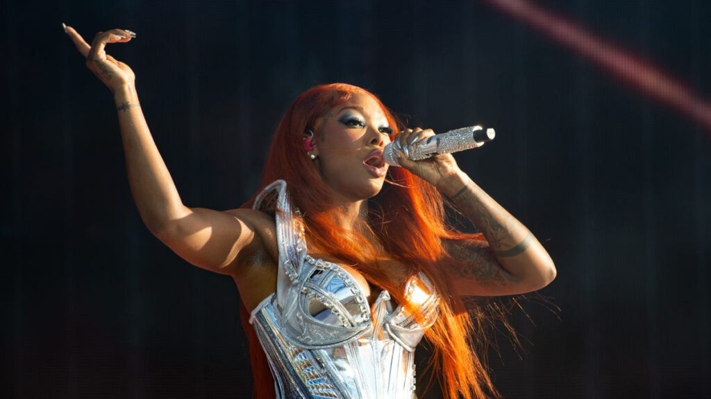 Summer Walker Jokes She’s Been Working "Like A Slave" On New Album