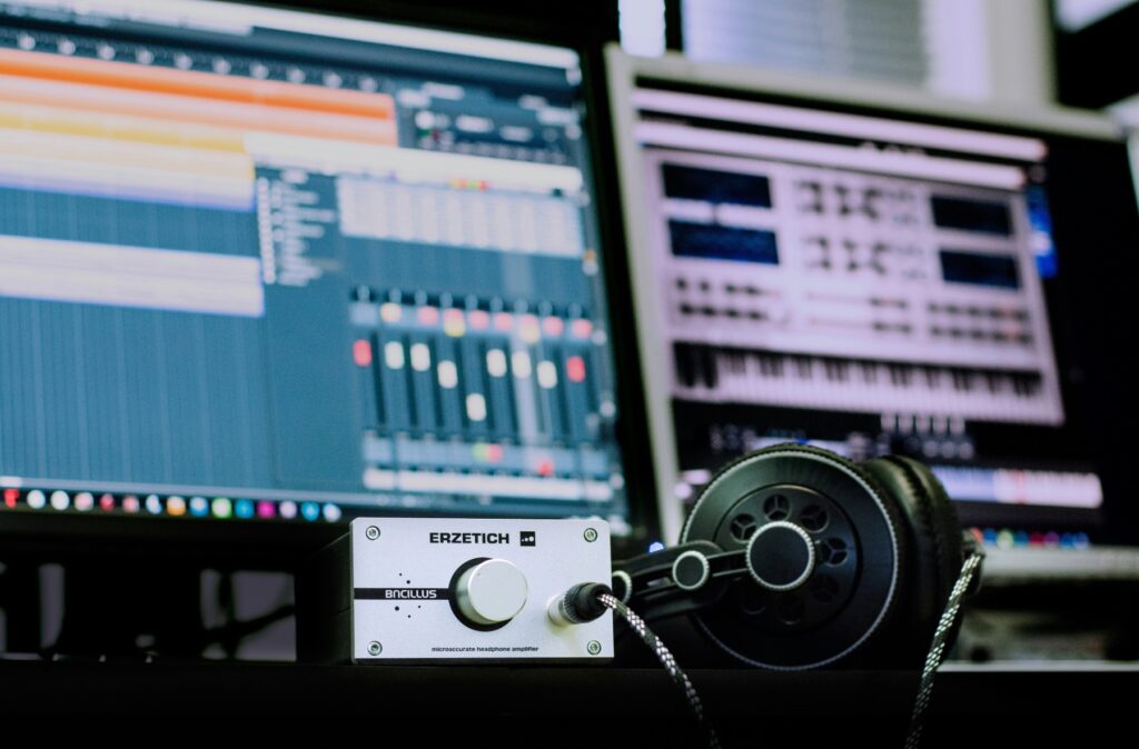 Designing Unique Risers and FX for Transitions to Level Up Your Tracks -