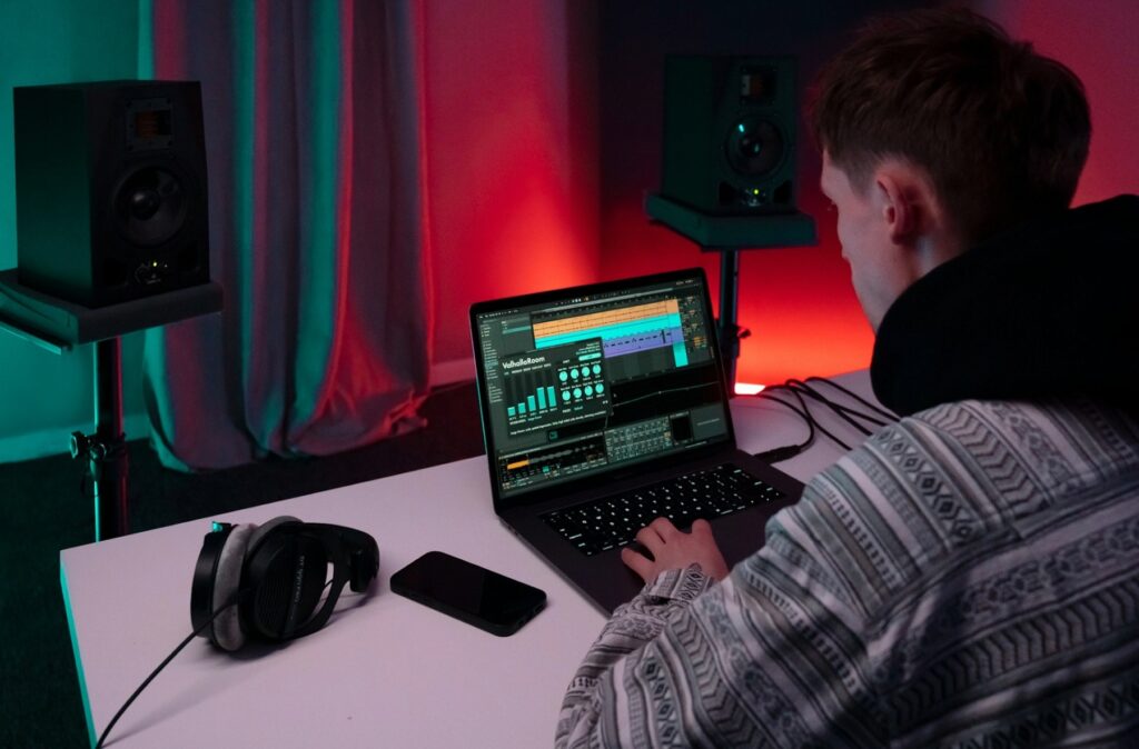 How to Create Rich, Layered Textures in Ambient Music  -