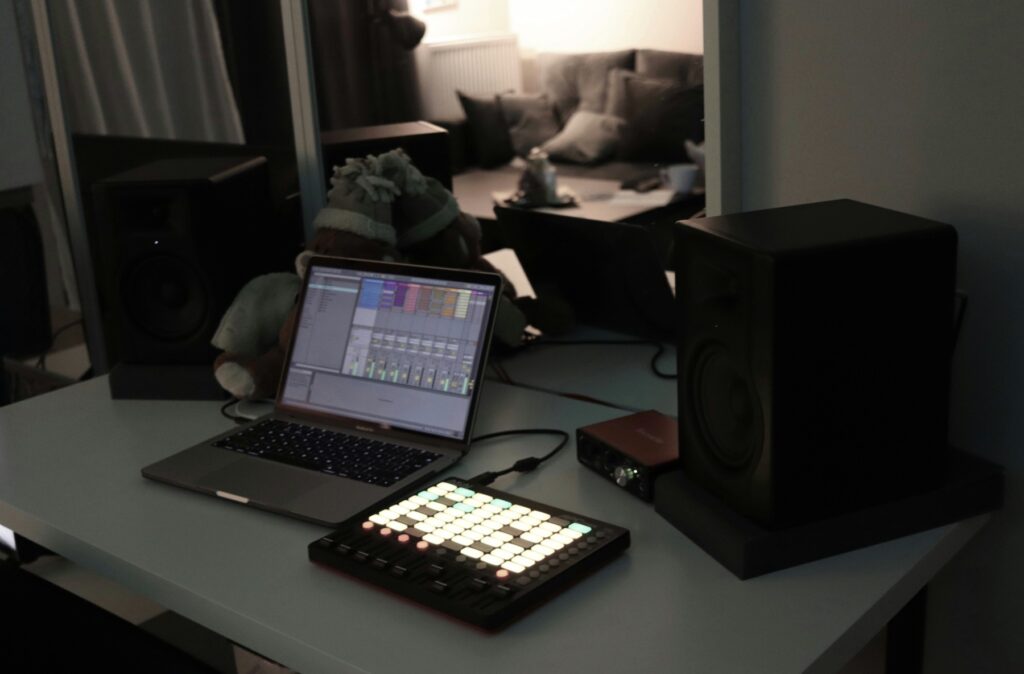 How to Organise Your Sample Library for Faster, More Creative Music Production  -