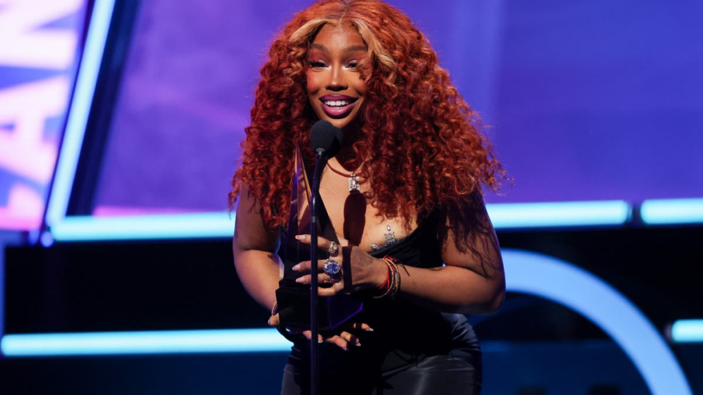 SZA Speaks On Drake and Kendrick Lamar Feud