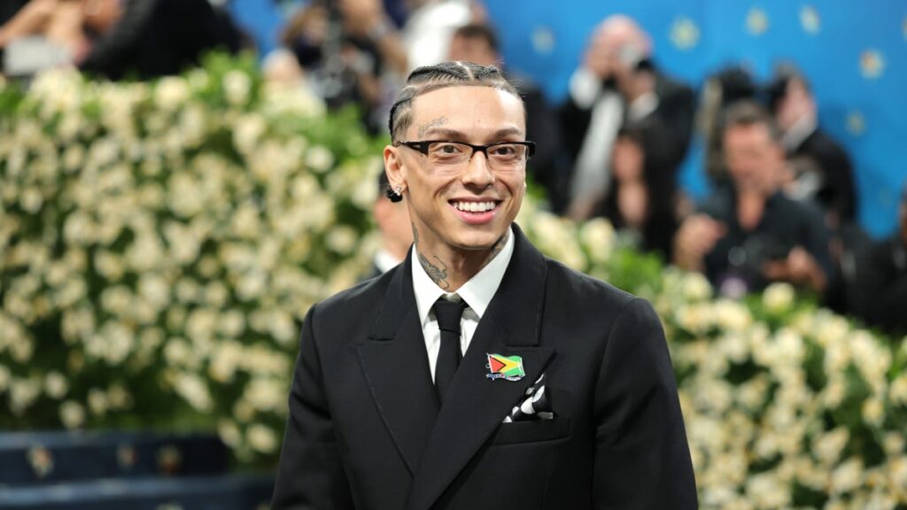 Social Media Reacts To Central Cee Joining The Quarter-Zip Trend