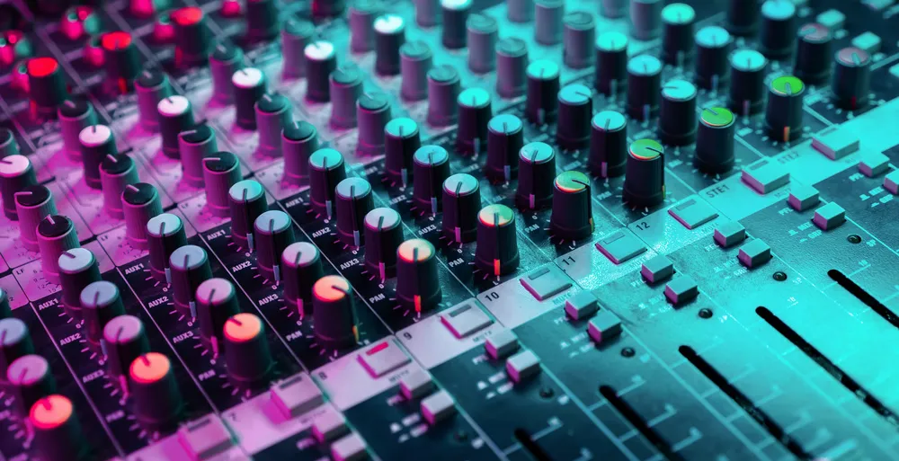 Tips for Professional Sound Mixing and Mastering Tips for Professional Sound Mixing and Mastering