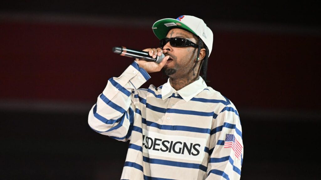 21 Savage Announces ‘WHAT HAPPENED TO THE STREETS?’ Release Date 21 Savage Announces ‘WHAT HAPPENED TO THE STREETS?’ Release Date