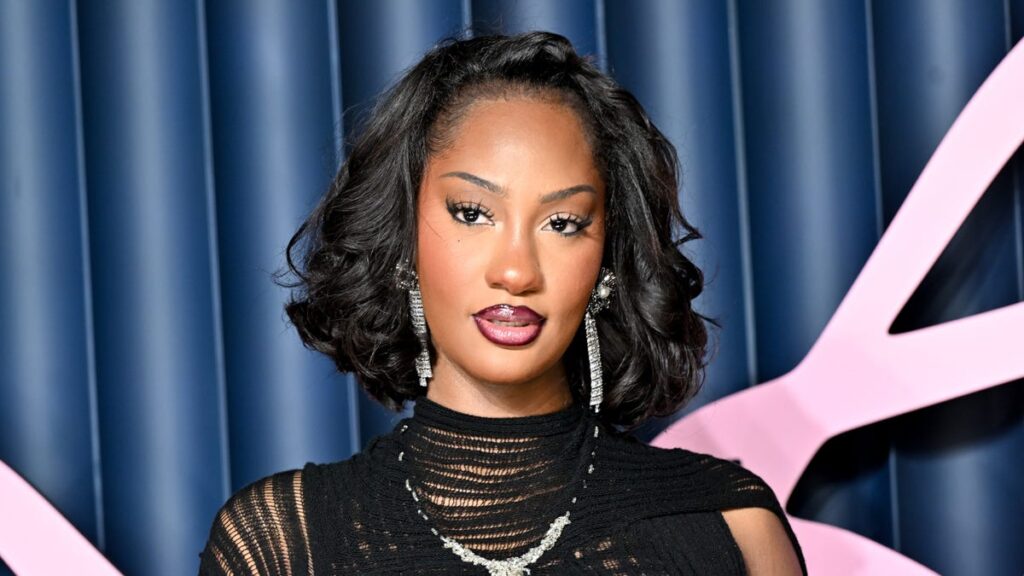 Tems Partners With Erewhon For Lagos Love Smoothie