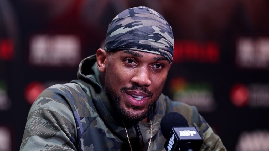 Anthony Joshua Mourns Close Friends Killed In Nigeria Crash Anthony Joshua Mourns Close Friends Killed In Nigeria Crash