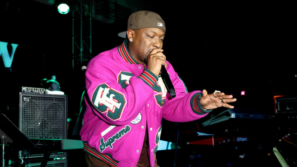 Hit-Boy Turns Studio Robbery Into Viral Freestyle Moment With “Crow Bars” Hit-Boy Turns Studio Robbery Into Viral Freestyle Moment With “Crow Bars”