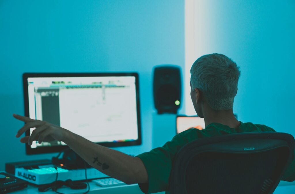 How to Make Your Drops Hit Harder: Tips for EDM Producers How to Make Your Drops Hit Harder: Tips for EDM Producers